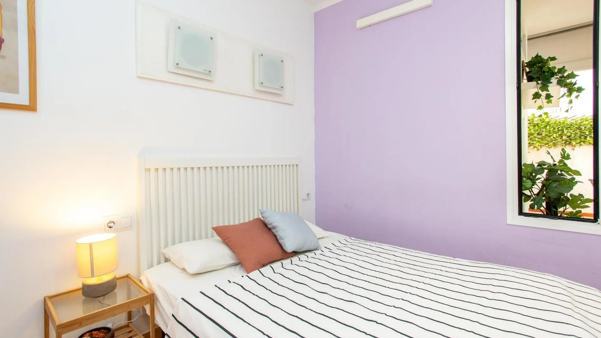Cozy Exiample Getaway Apartments With Patio Barcelona 0*,  Spain