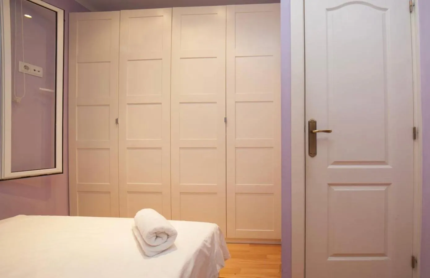 Cozy Exiample Getaway Apartments With Patio Barcelona